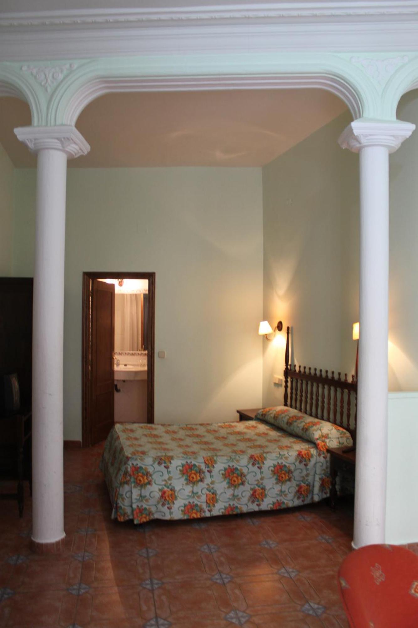 Hotel Rey Nino Авила Номер фото