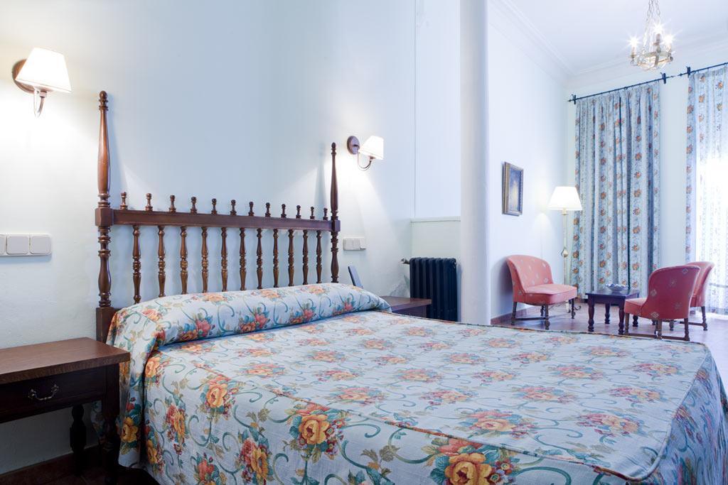Hotel Rey Nino Авила Экстерьер фото