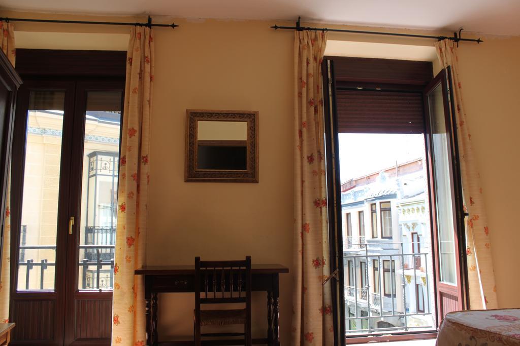 Hotel Rey Nino Авила Экстерьер фото