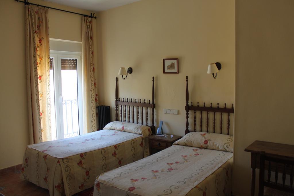 Hotel Rey Nino Авила Экстерьер фото