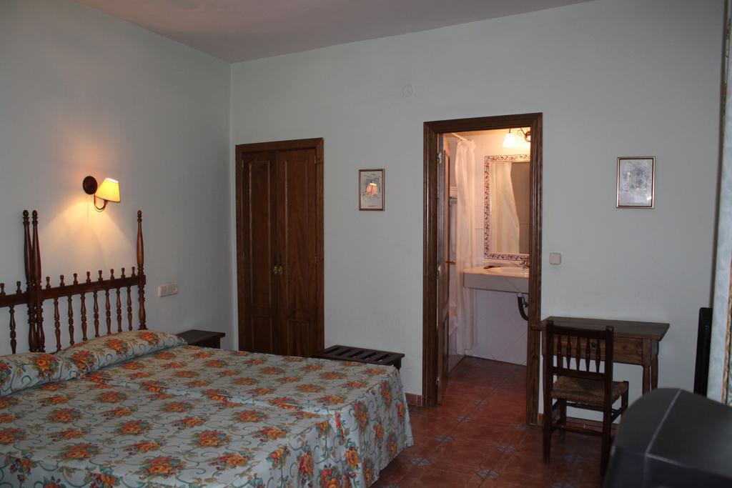 Hotel Rey Nino Авила Экстерьер фото